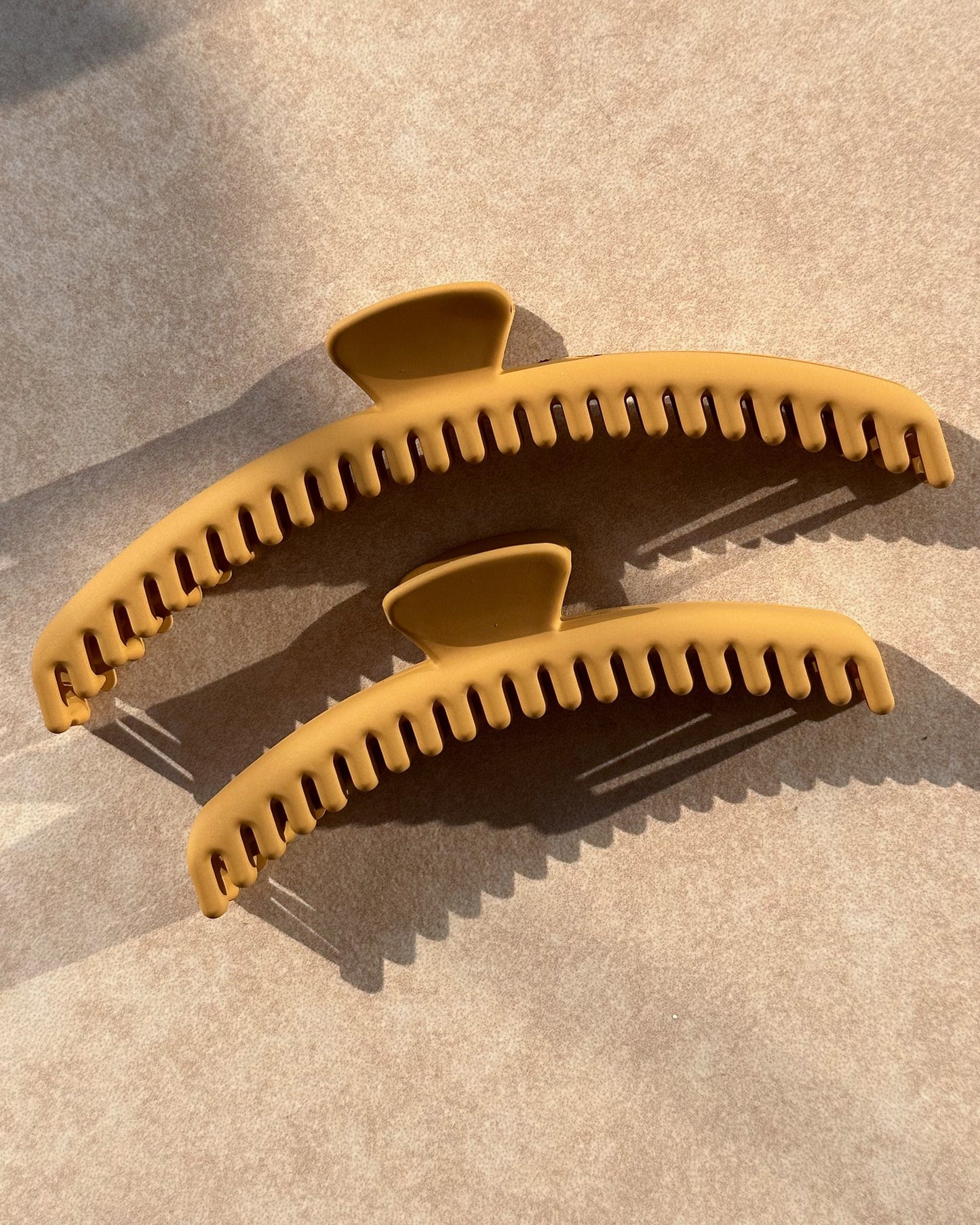 Mustard Yellow Mega Hold Clip