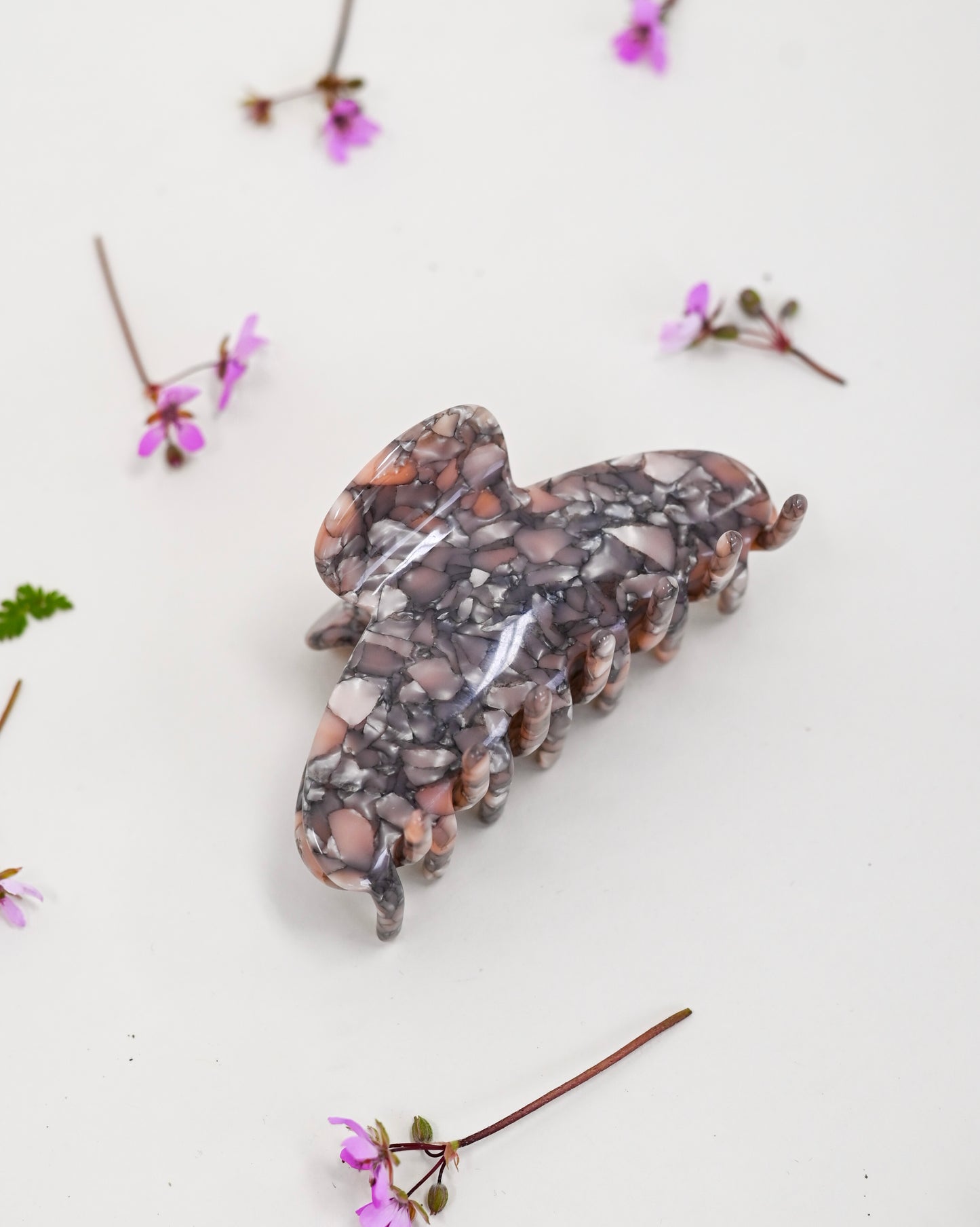 Coco Beach Daily Claw // Eco-Conscious