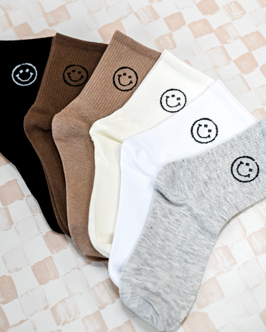 Basics Smiley Crew Socks