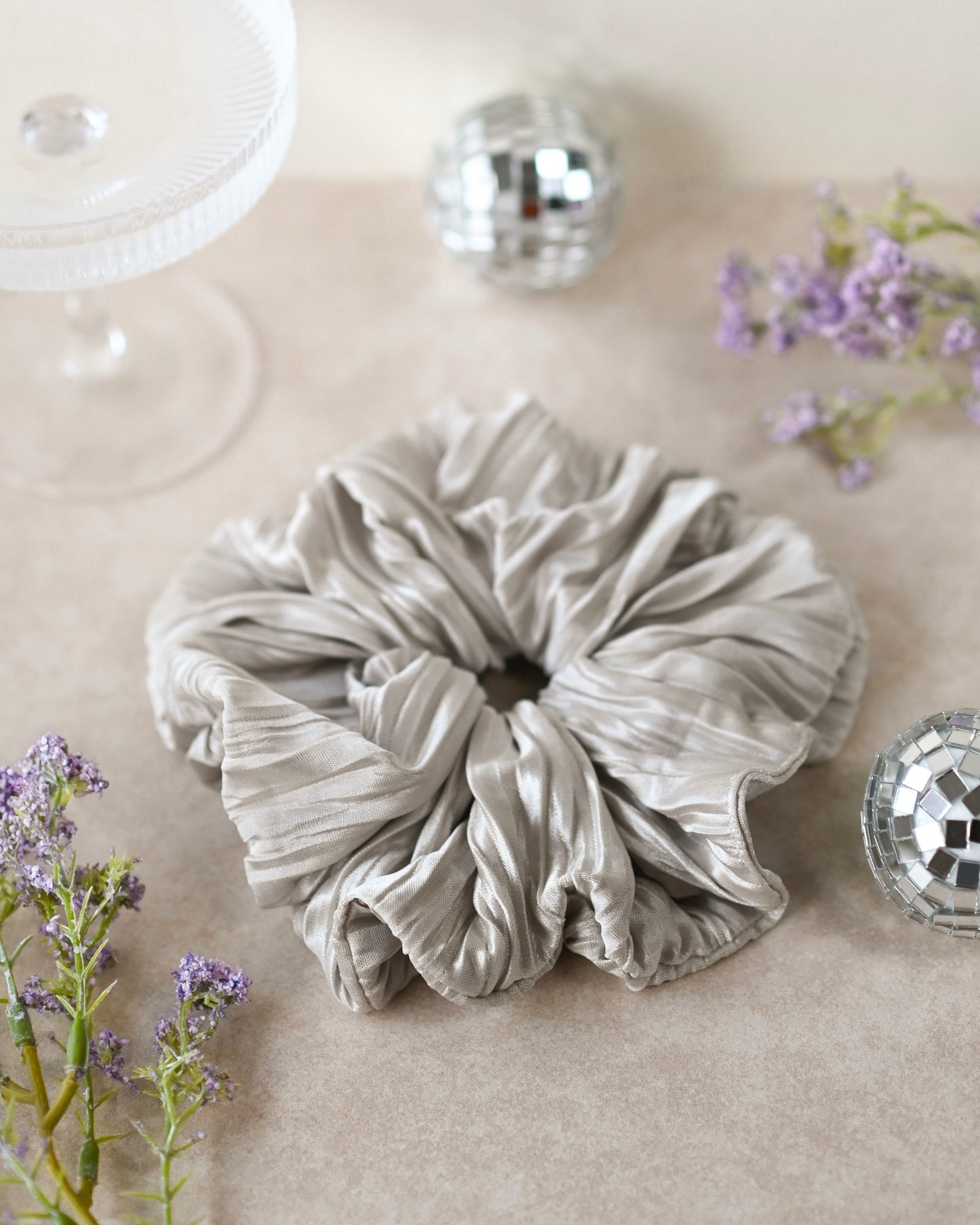 Romance XL Scrunchie