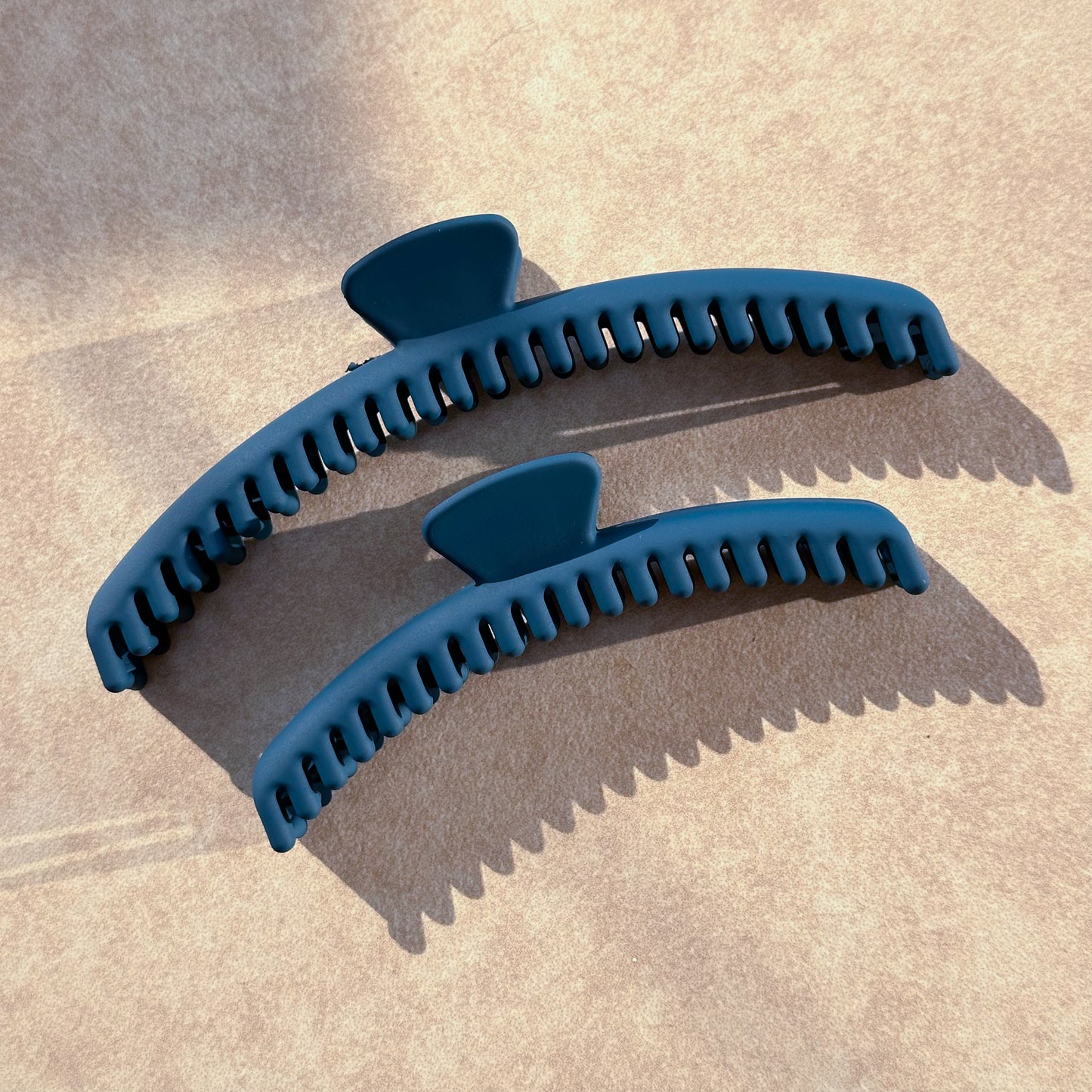 Navy Blue Mega Hold Claw Clip