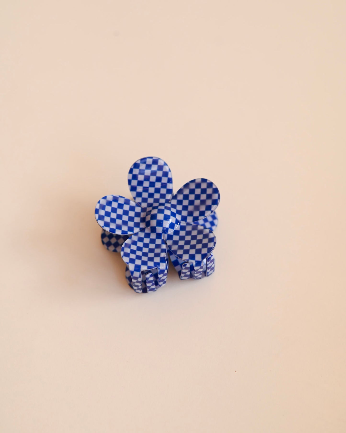Checkered Daisy Claw Clip