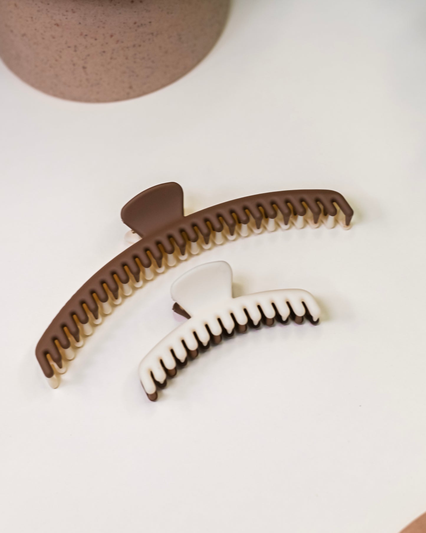 Brown & White // Two-Toned Mega Hold Claw Clip