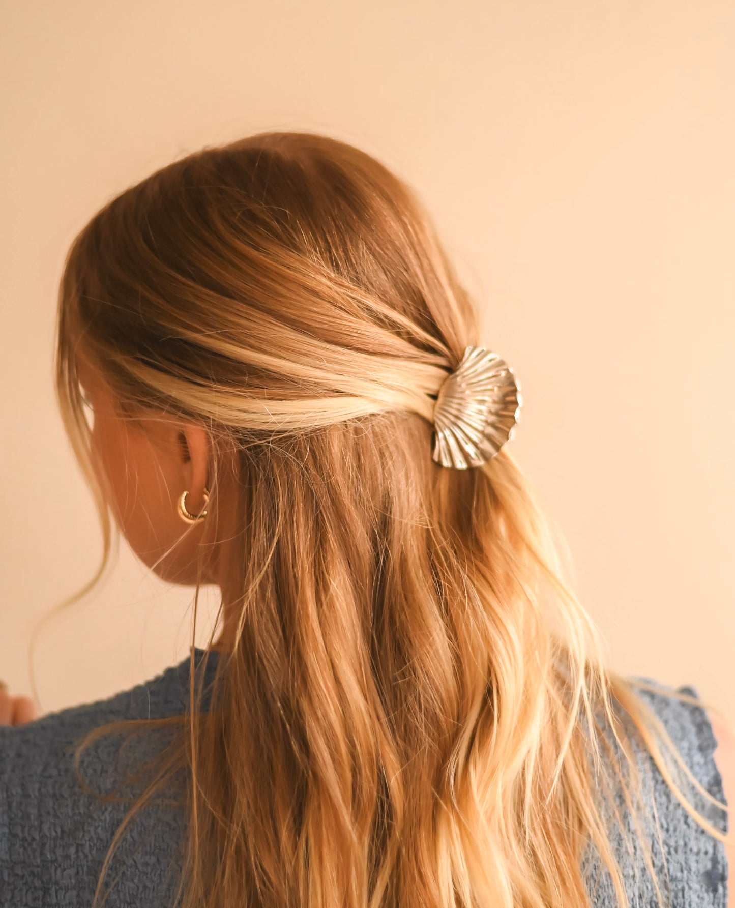 Under The Sea Shell Alloy Claw