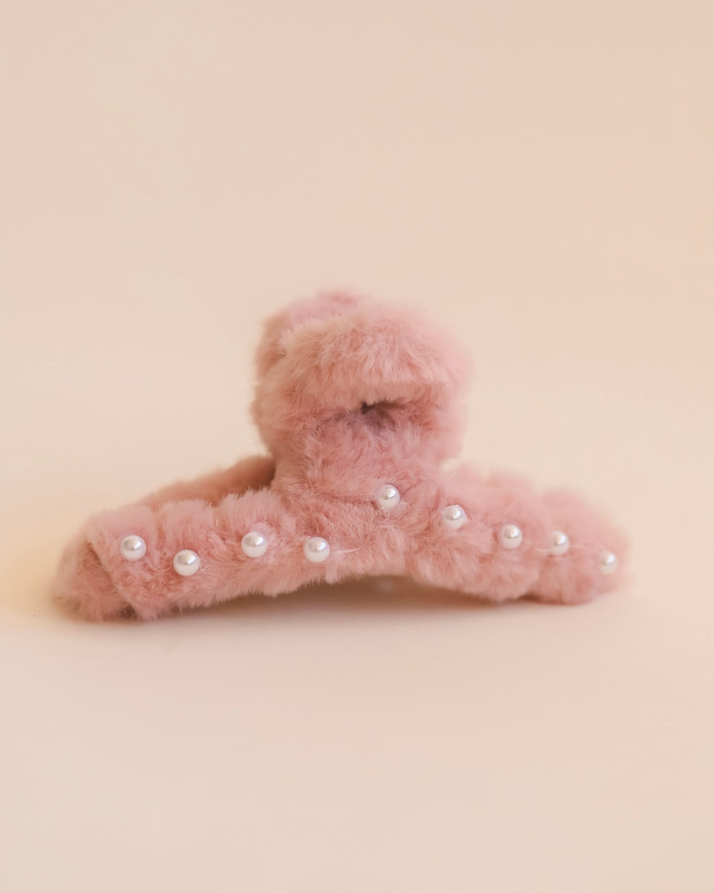 Plush & Pearls XL Claw Clip
