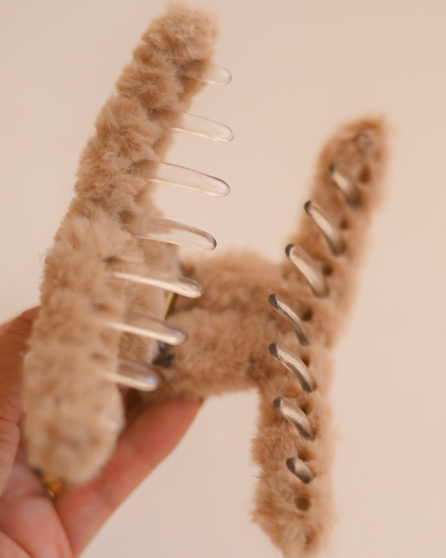 Plush & Pearls XL Claw Clip