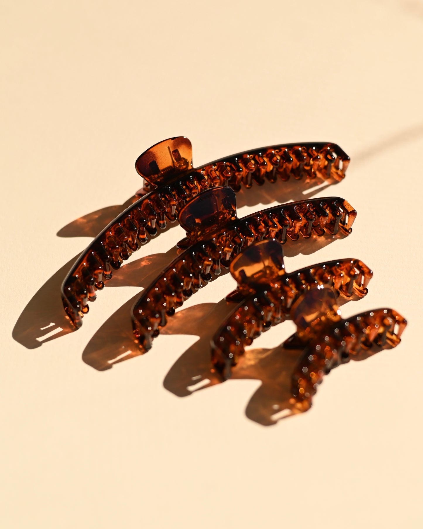 Amber Mega Hold