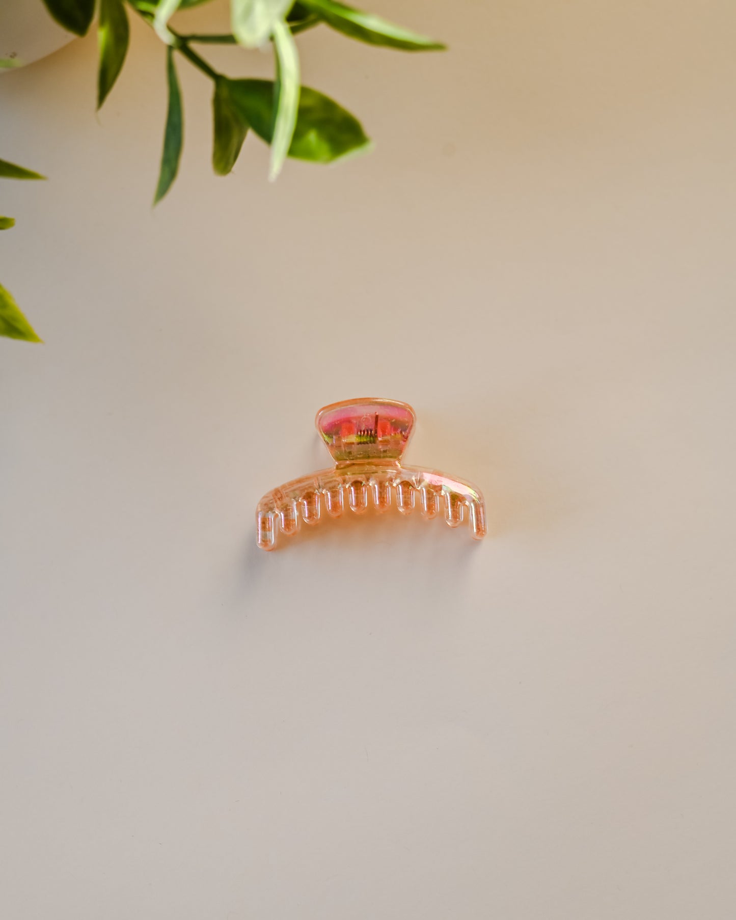 Peachy Iridescent Mega Hold Clip