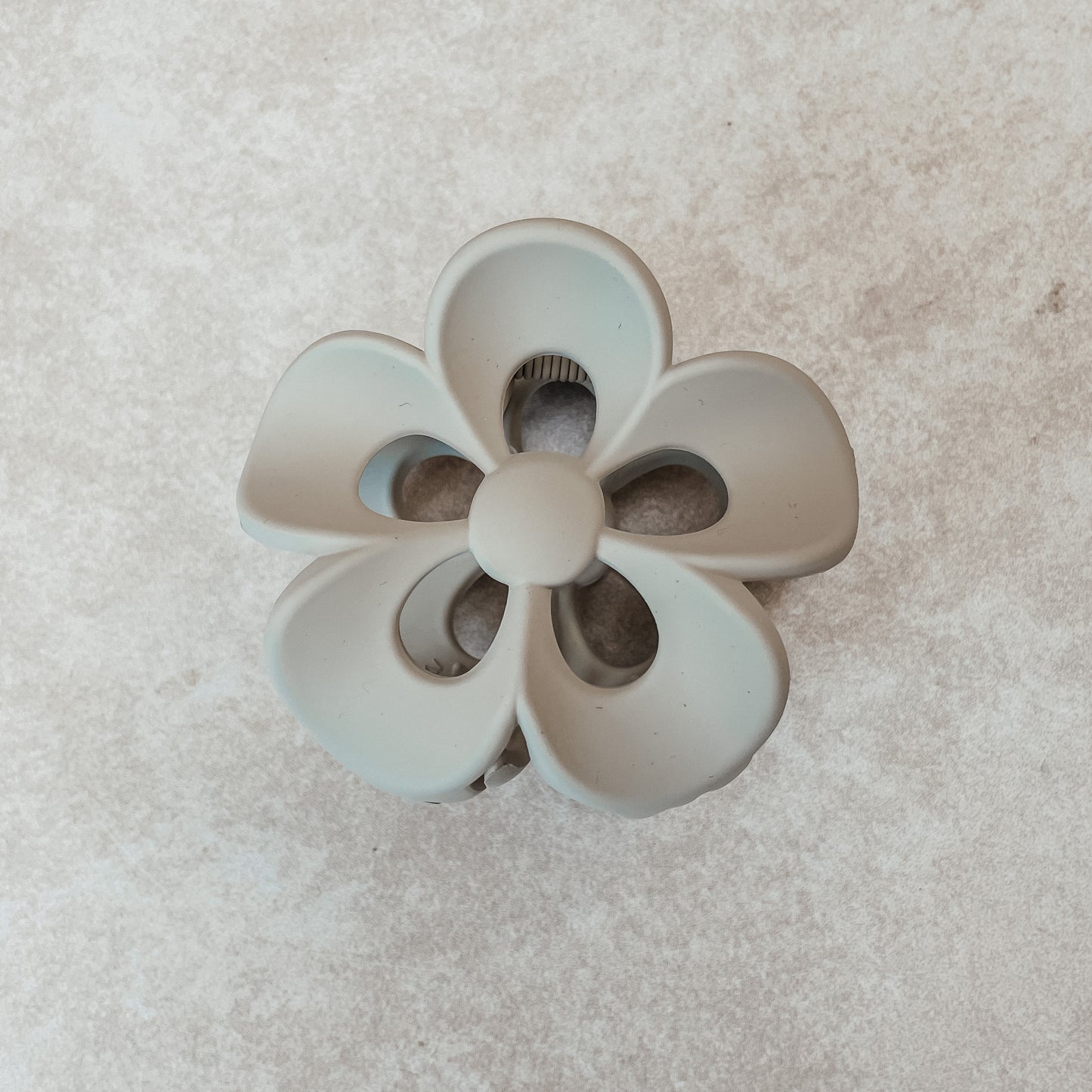 Twisted Flower Claw