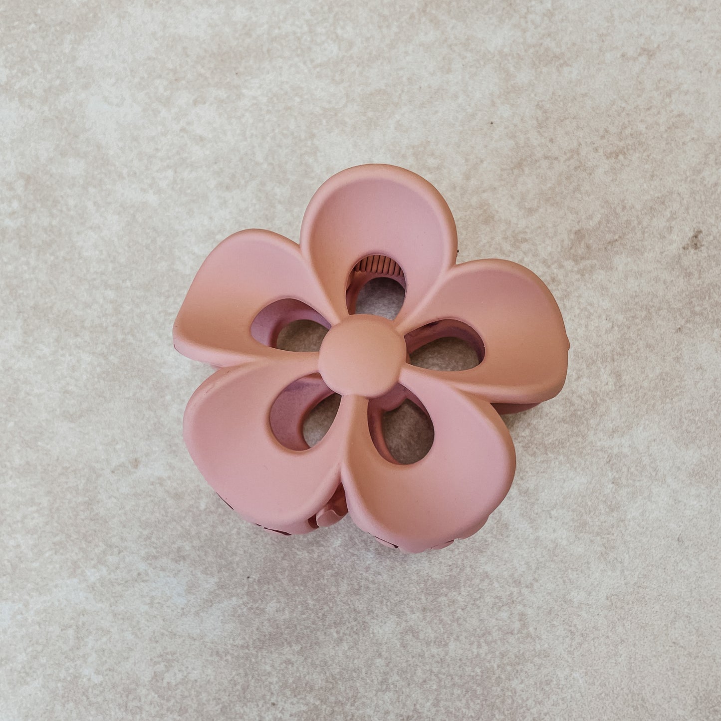 Twisted Flower Claw