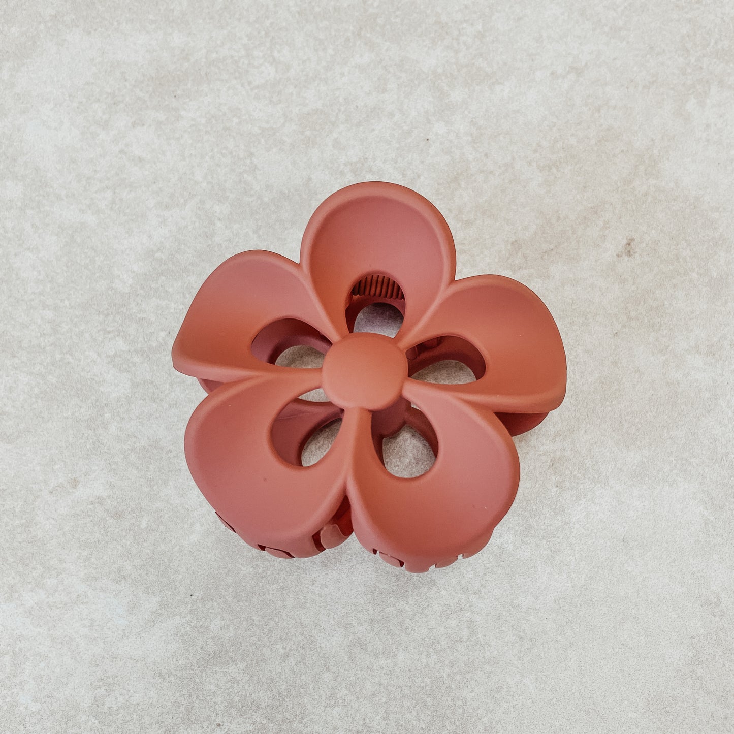 Twisted Flower Claw