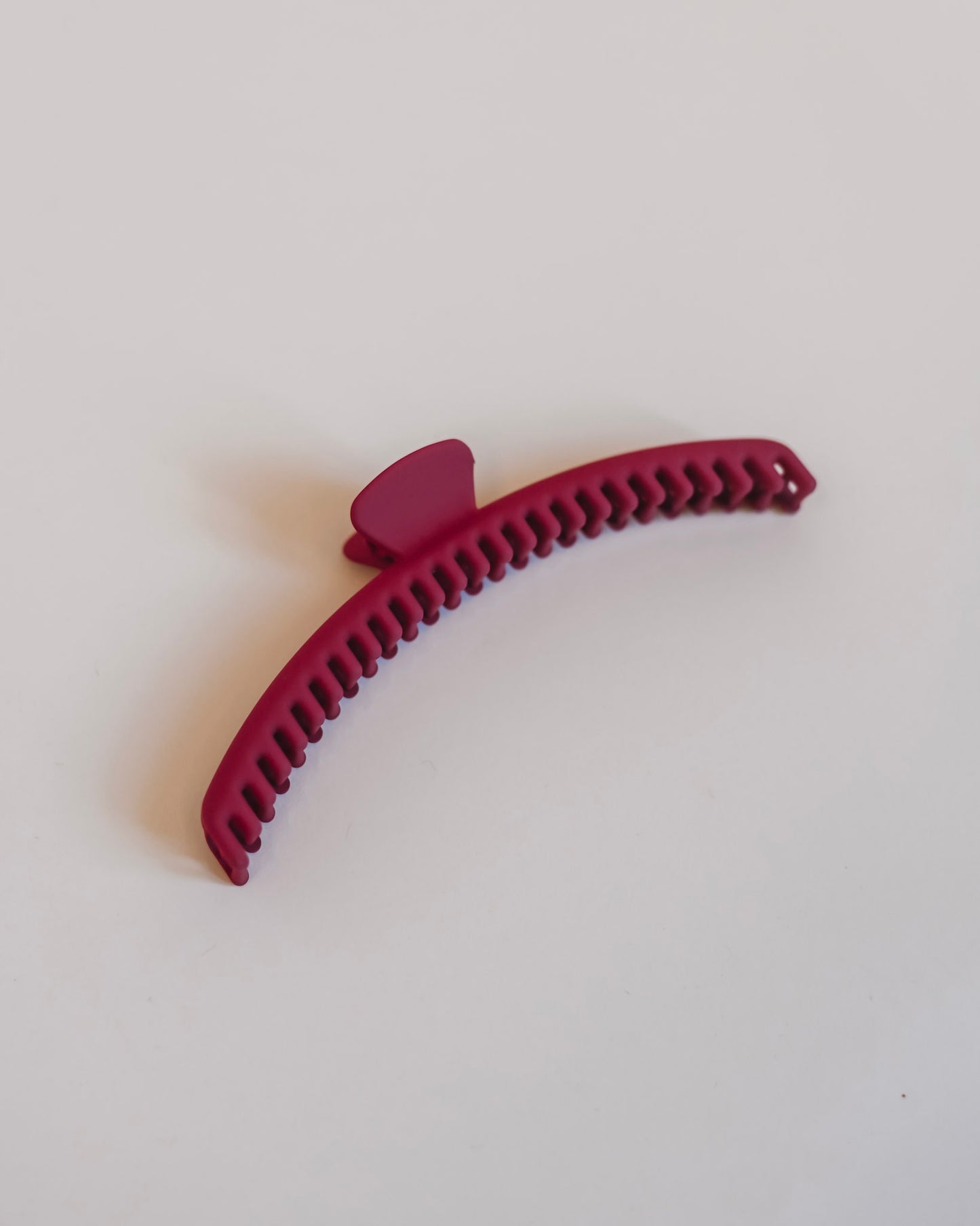 Fuchsia Mega Hold Claw Clip