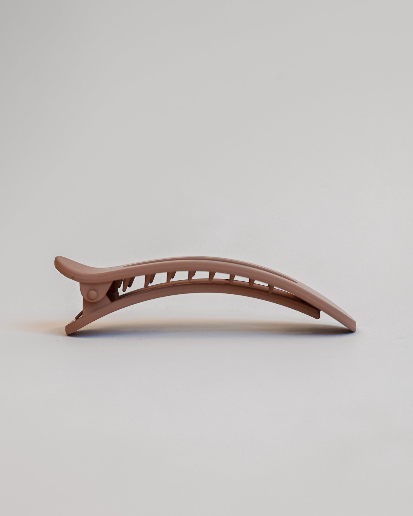 True Nude Lay Flat Clip