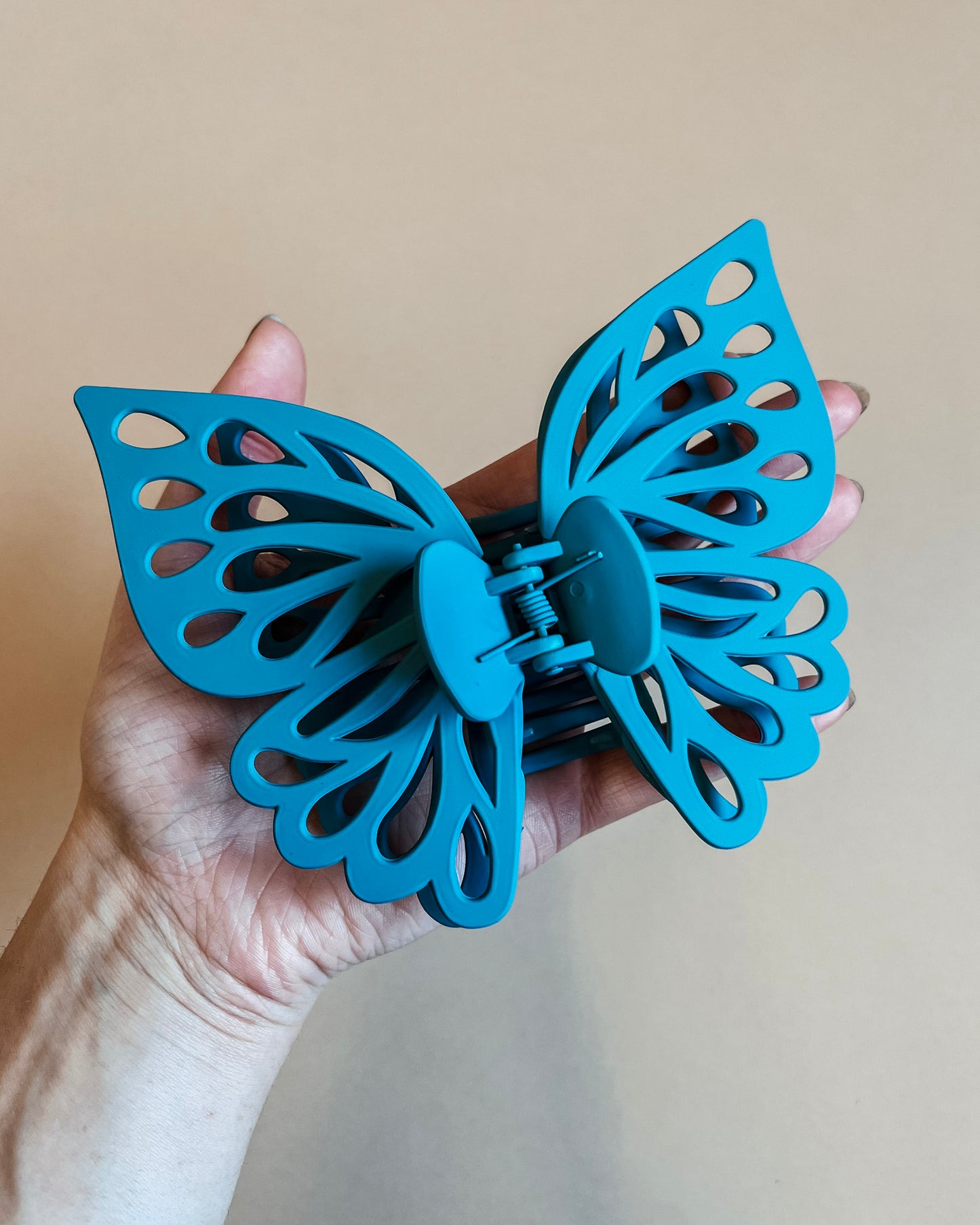 Jumbo Butterfly Claw Clip