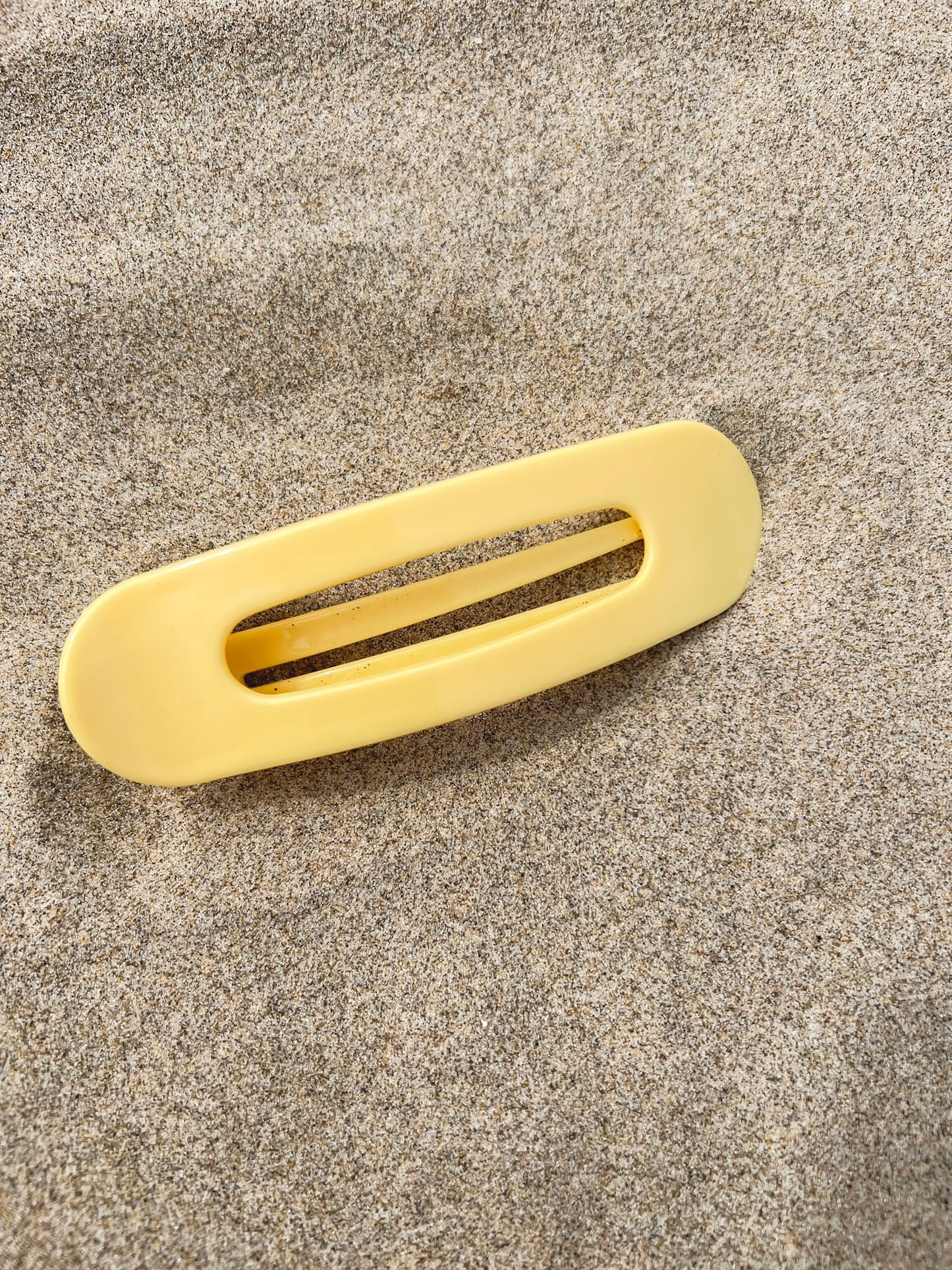 Glossy Lay Flat Clip