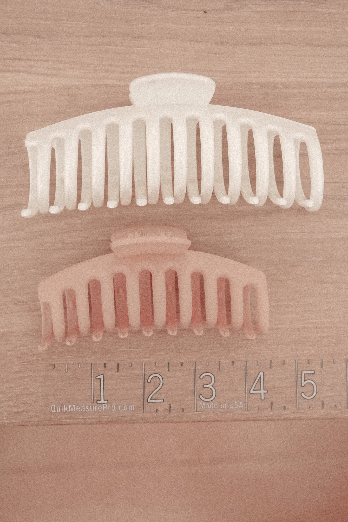 Jumbo 6in Basic Spiral Claw Clip