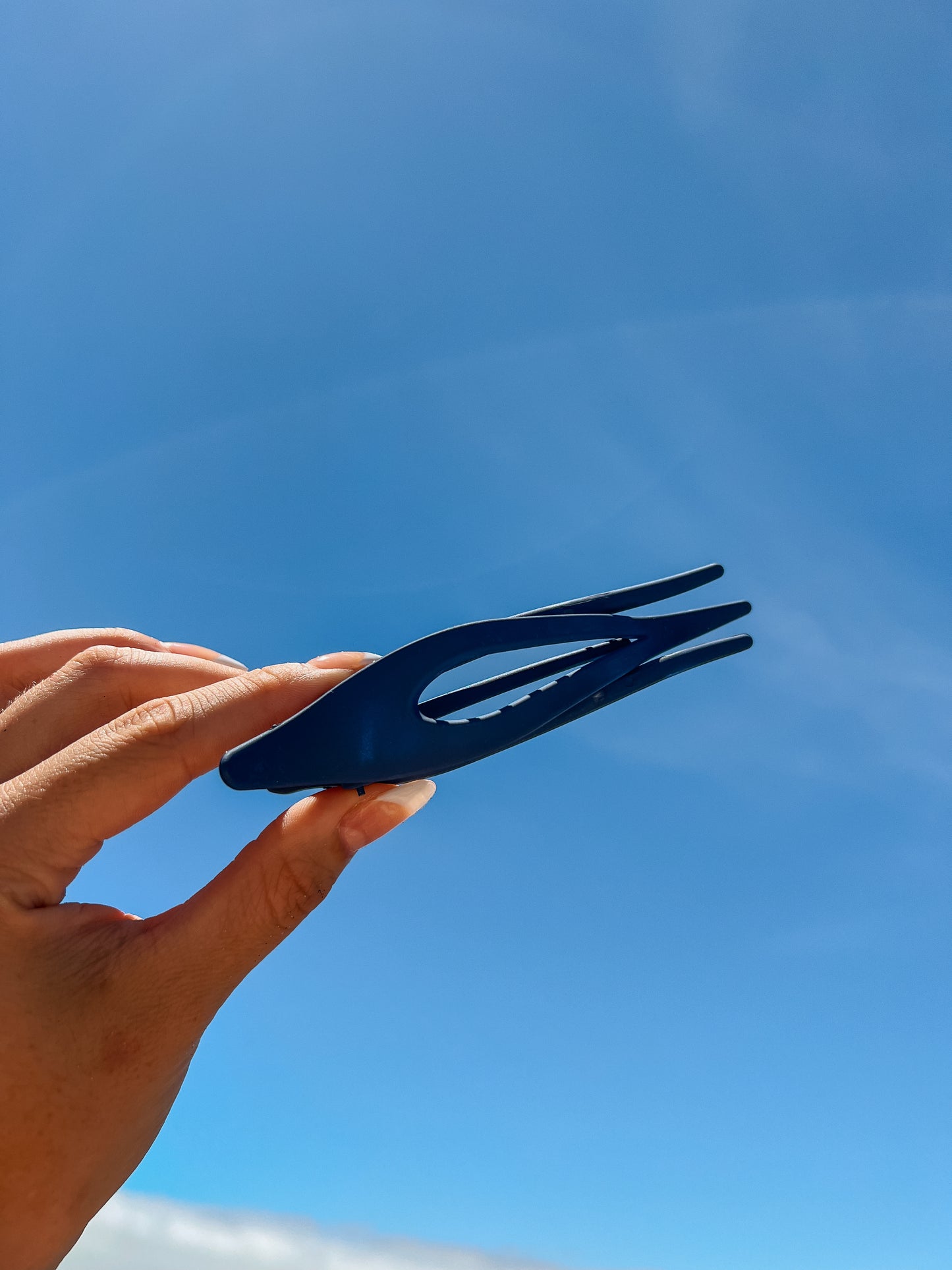 Navy Lay Flat Claw 2.0 // Thick Hair