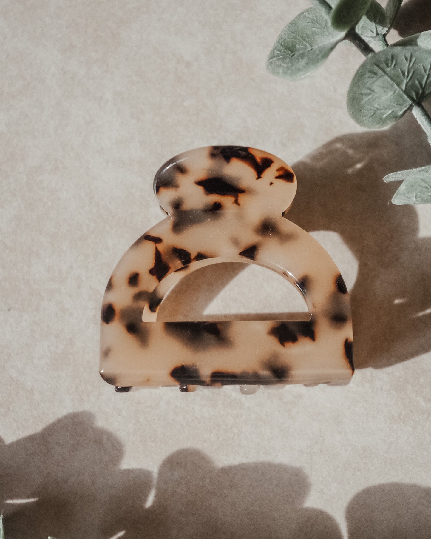 Small Arched Claw Clip // Eco Conscious