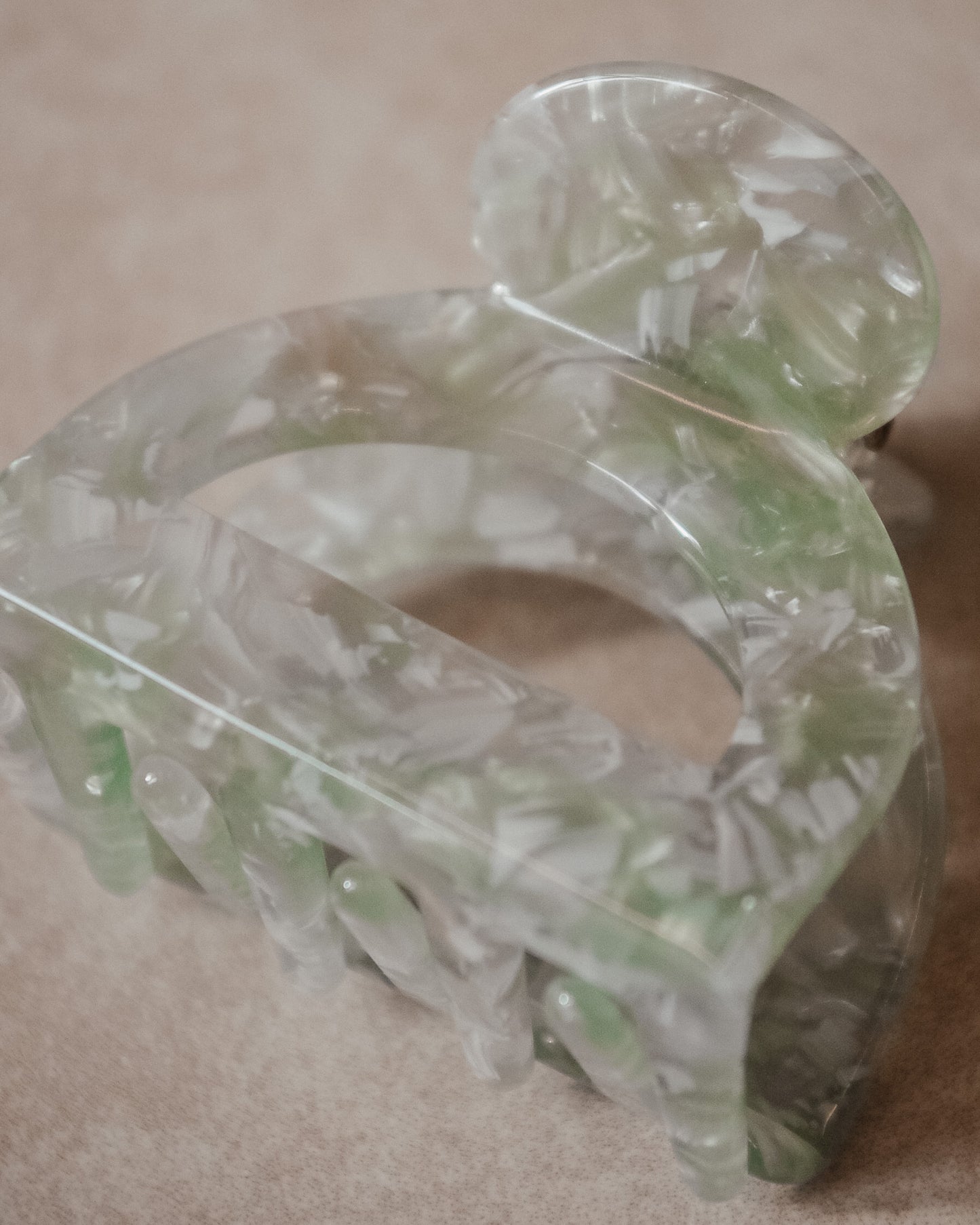 Small Arched Claw Clip // Eco Conscious