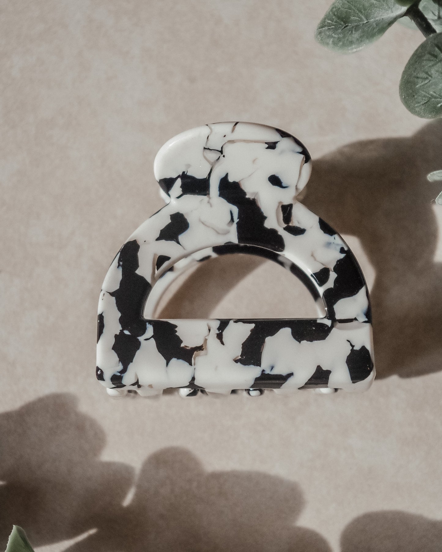 Small Arched Claw Clip // Eco Conscious