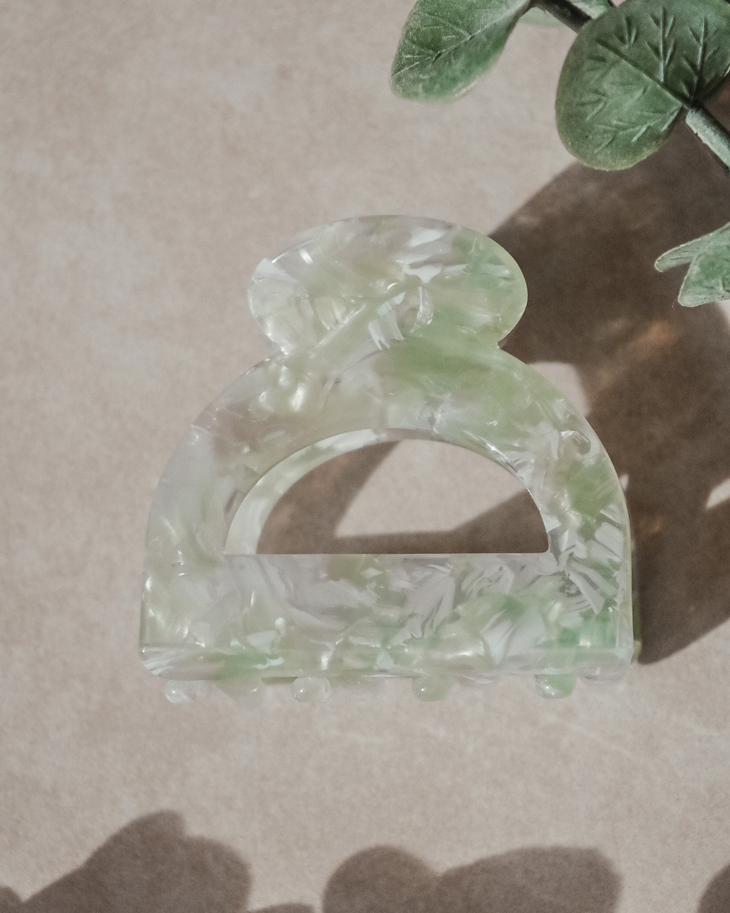 Small Arched Claw Clip // Eco Conscious