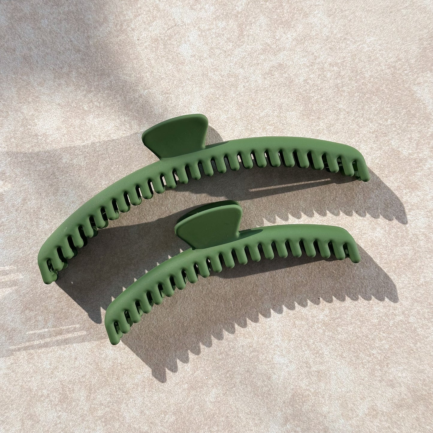 Forest Green Mega Hold Claw Clip