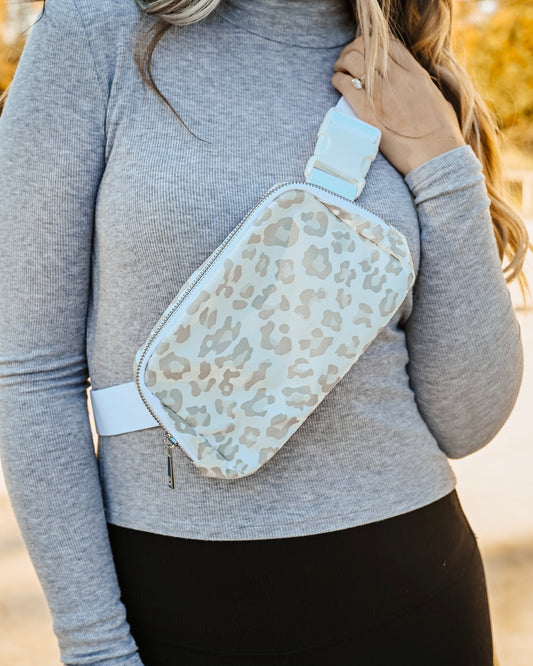 White Leopard Waterproof Belt Bag