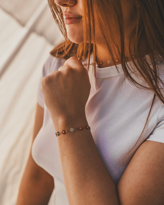 Multi-Colored Daisy Bracelet