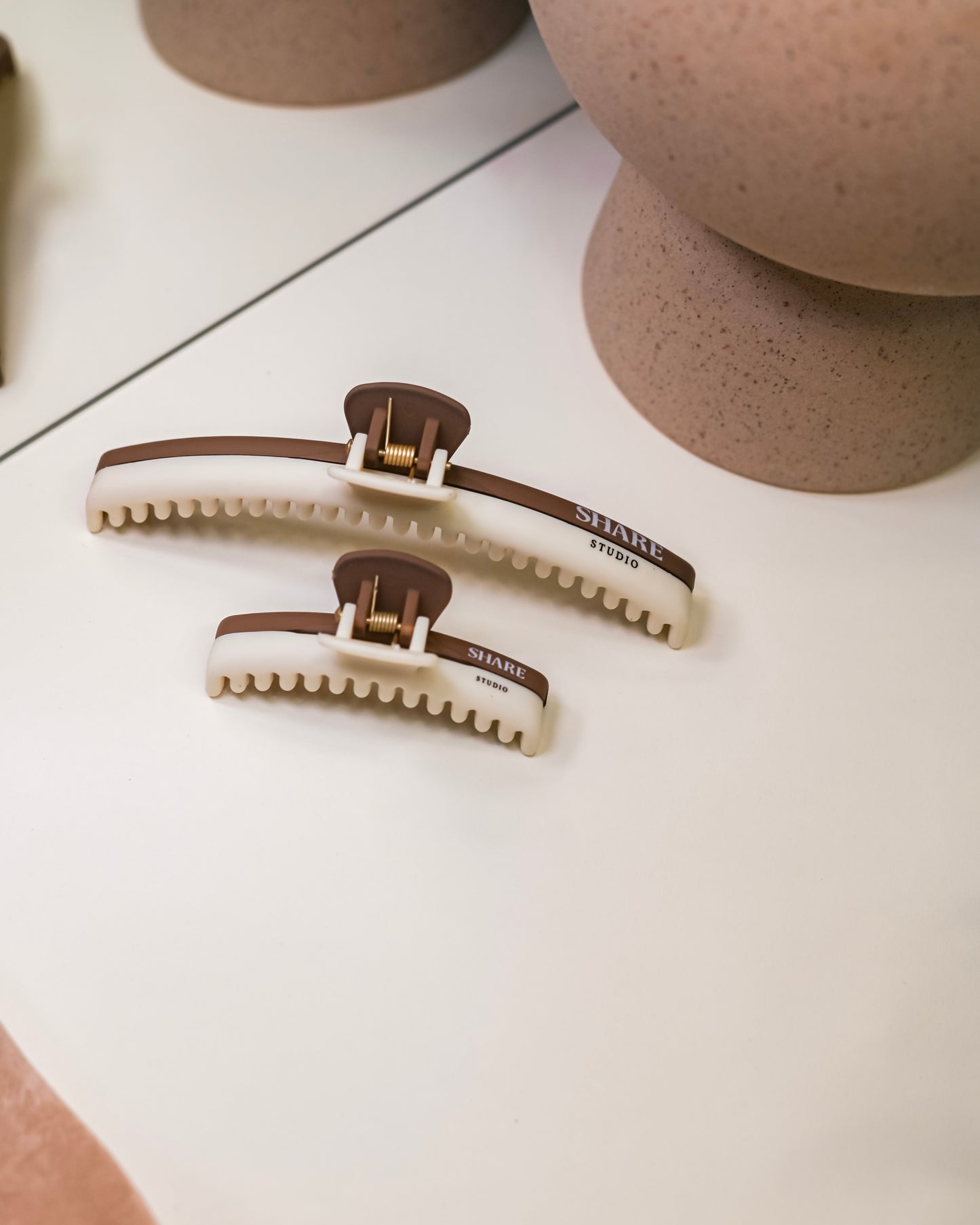 Brown & White // Two-Toned Mega Hold Claw Clip