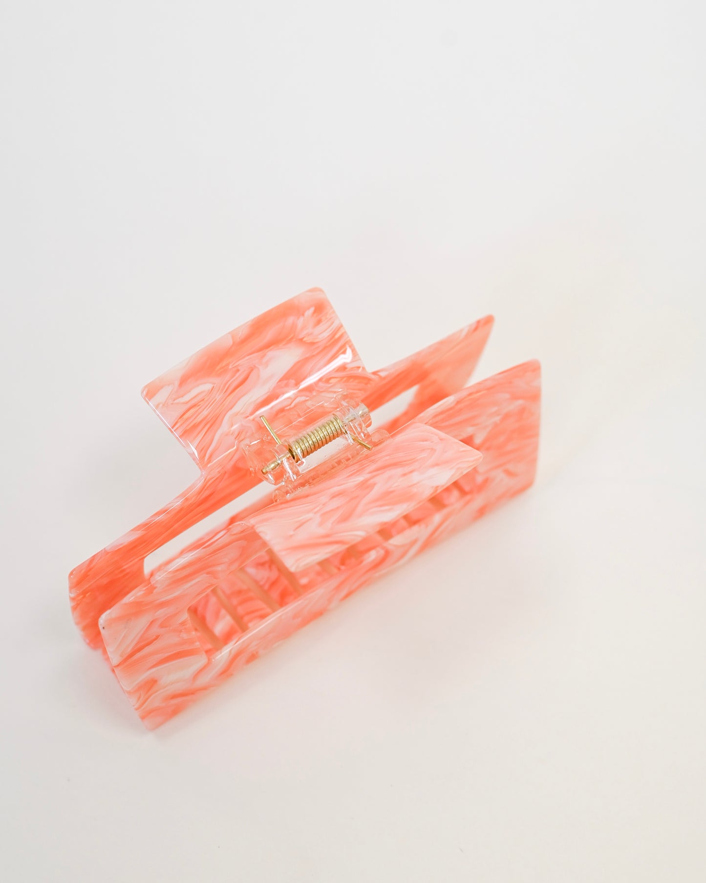 Peach Sorbet Jumbo Claw // Eco-Conscious