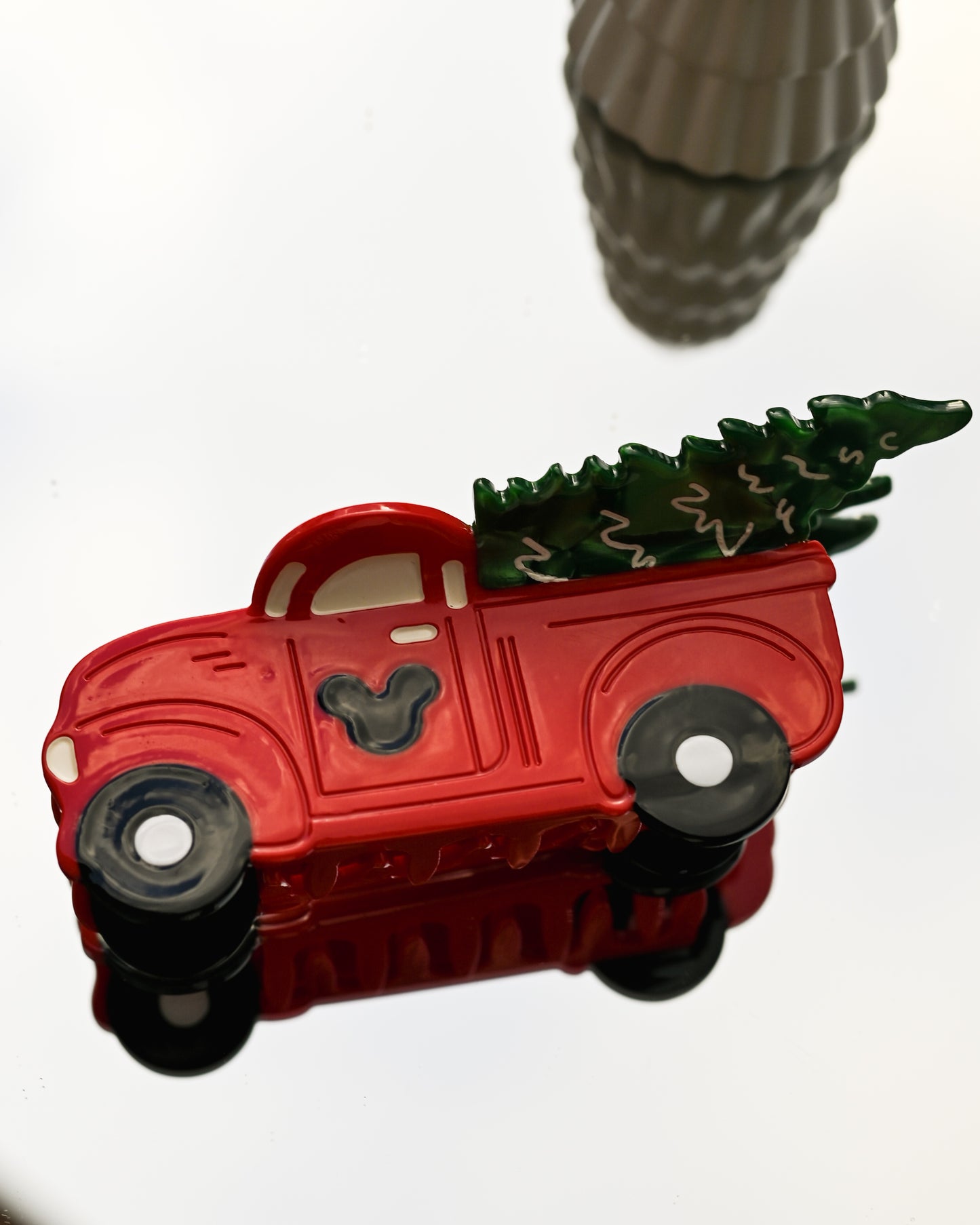 Christmas Truck Claw Clip