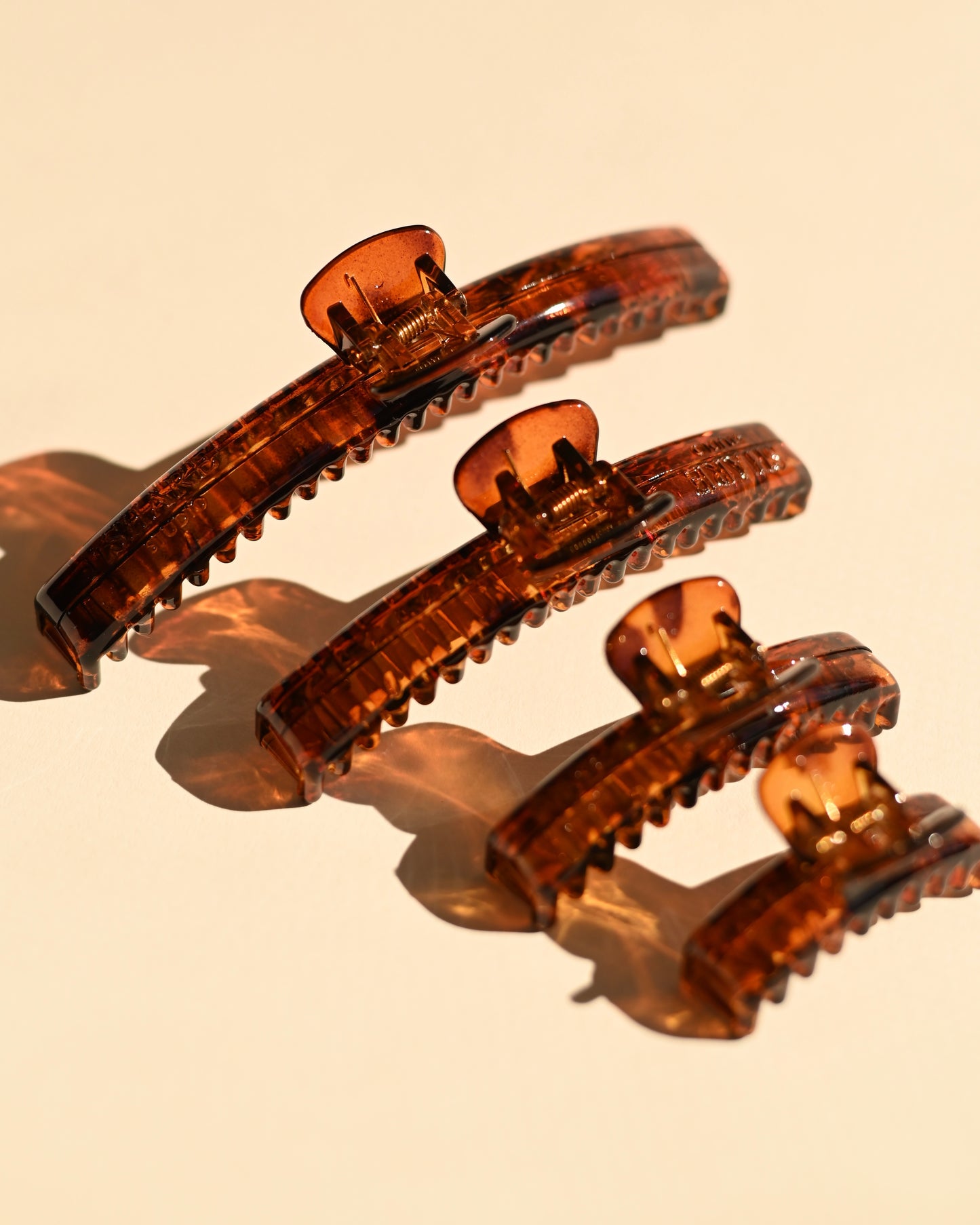 Amber Mega Hold
