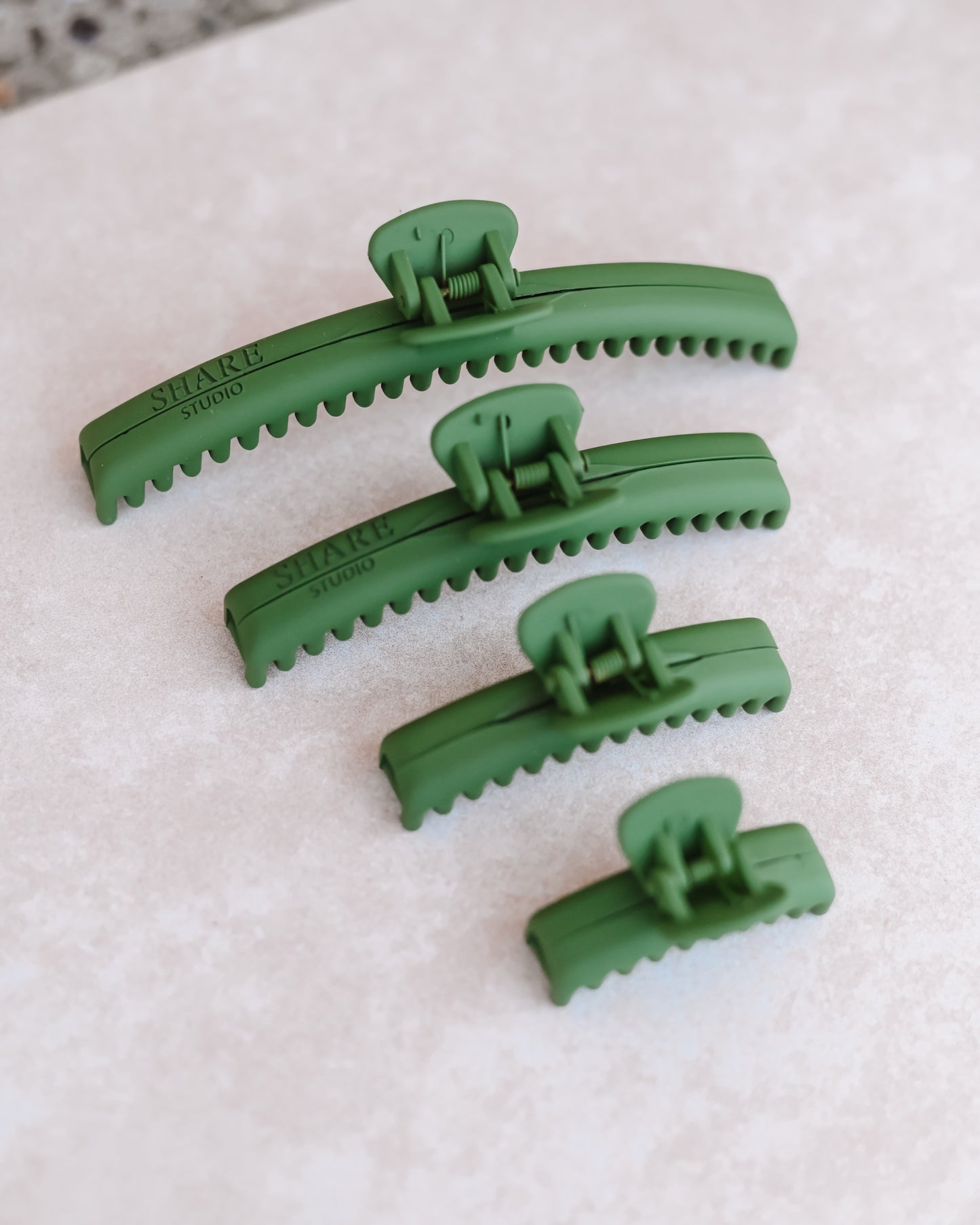 Forest Green Mega Hold Claw Clip