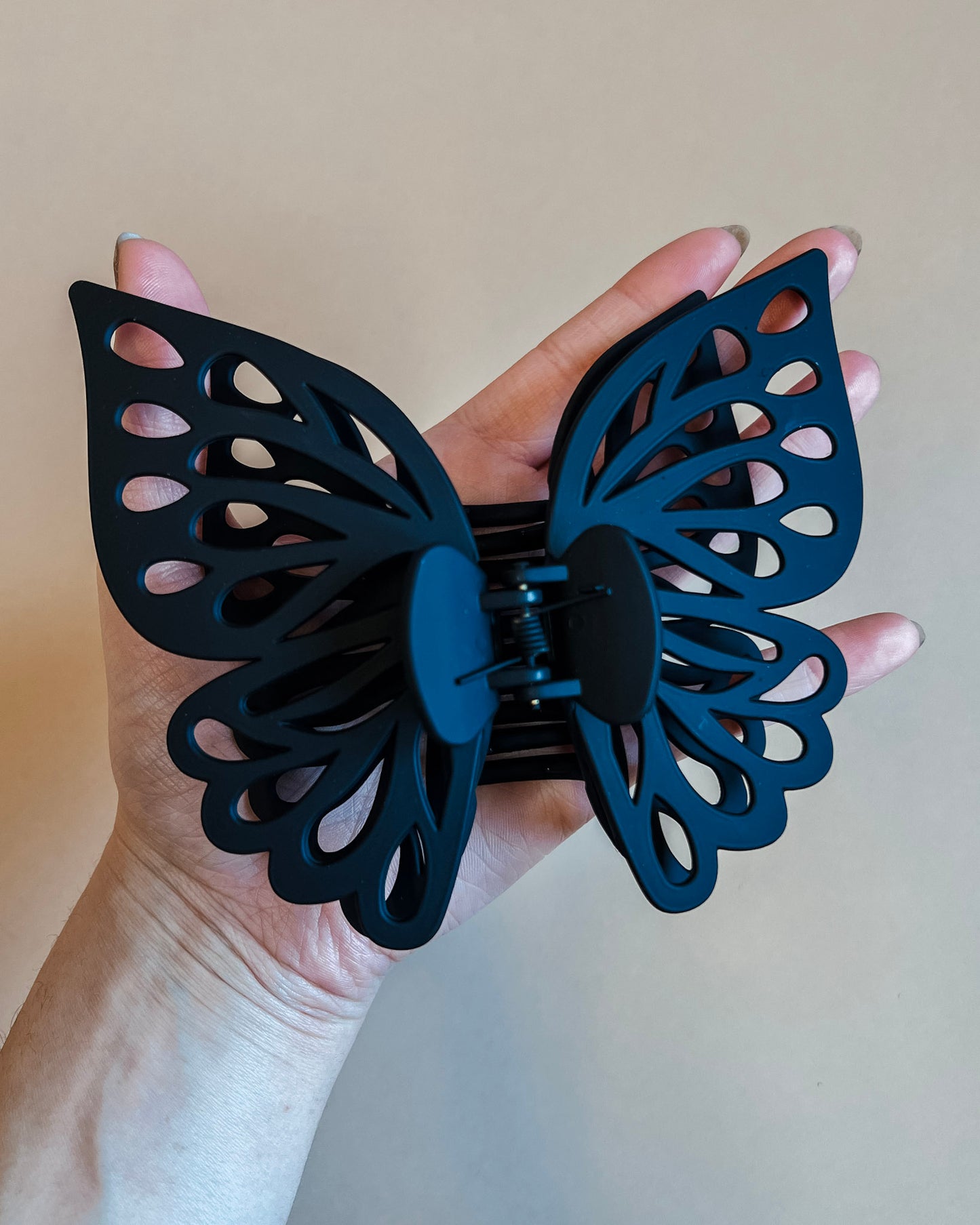 Jumbo Butterfly Claw Clip